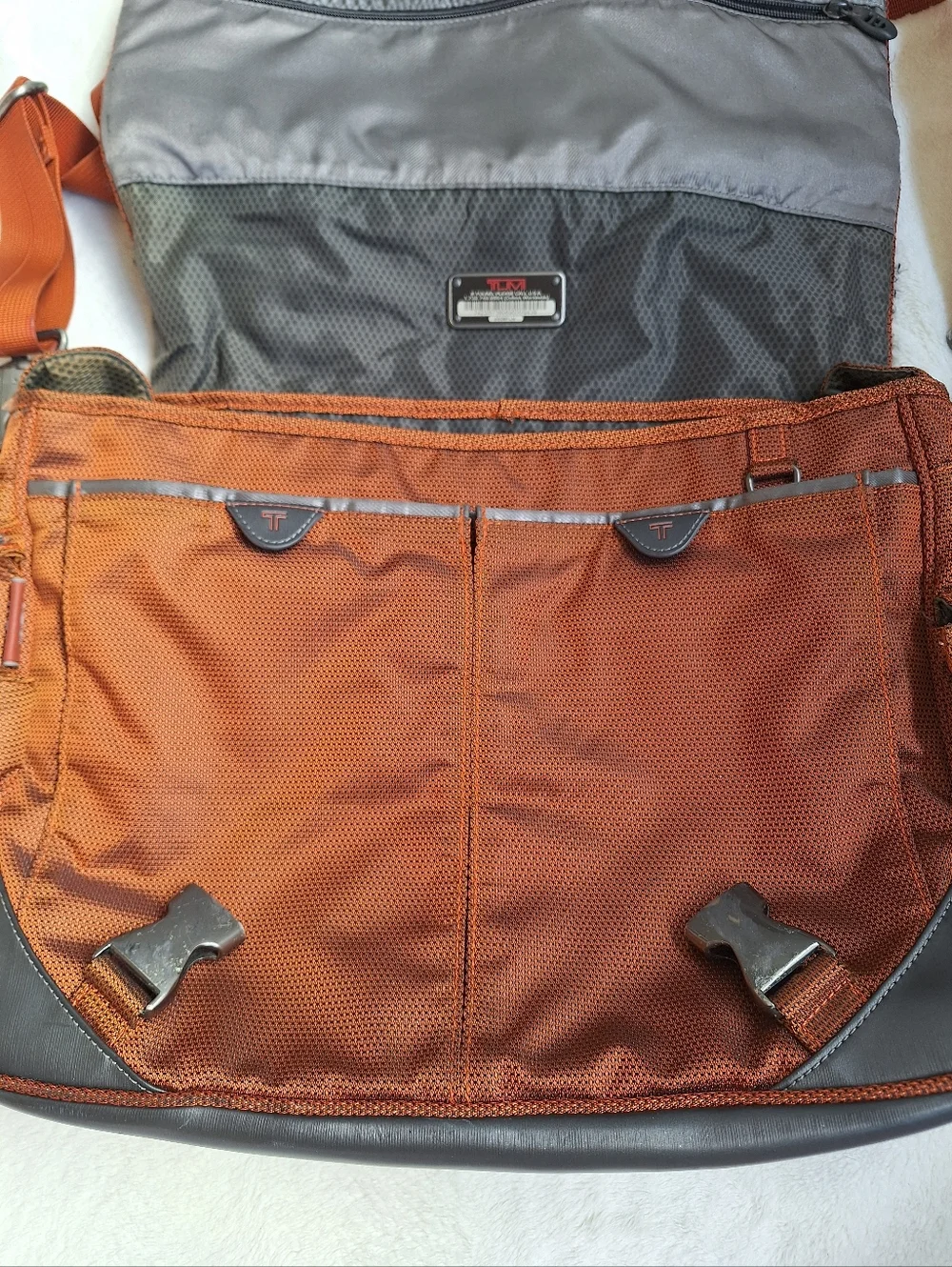 Tumi T-Tech Laptop Messenger Bag - Orange Flame Ballistic Nylon Used